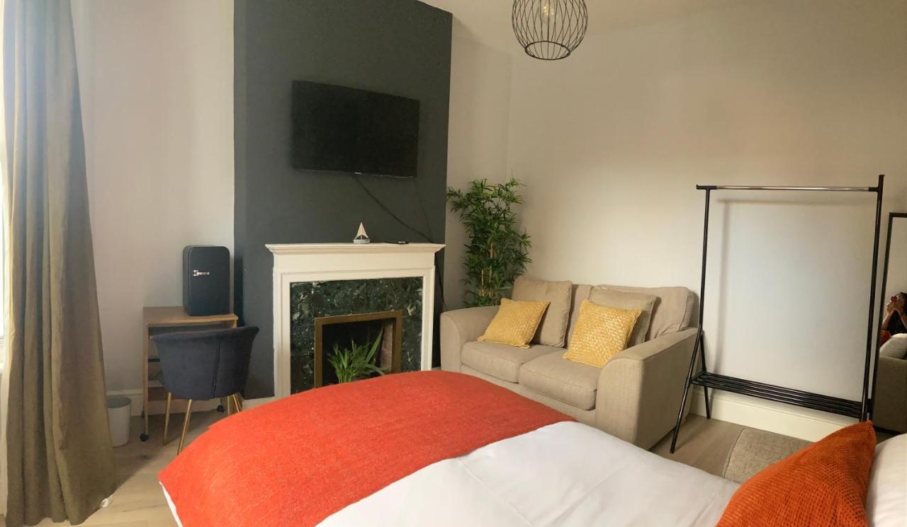Cozy Private Room London Bagian luar foto